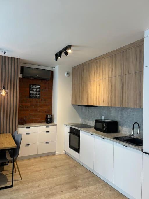 קרקוב Lwowska 10 Residence, Rodzinny Apart מראה חיצוני תמונה
